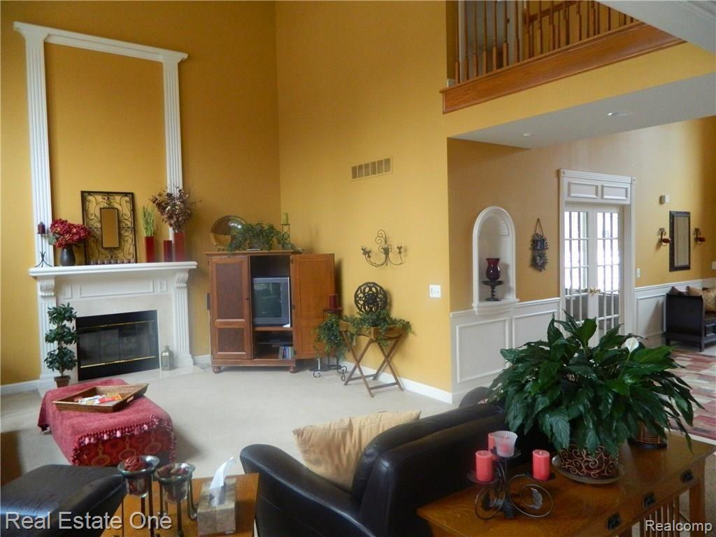 1053 Seville Road Rochester Hills, MI 48309 - Photo 22 of 66