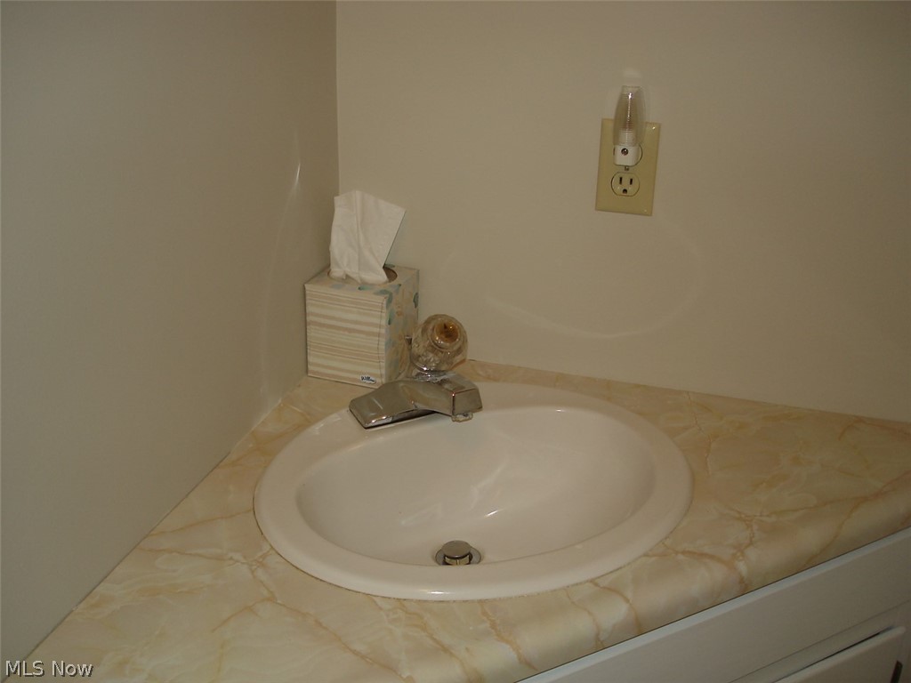 700 Springfield Road, Unit C Columbiana, OH 44408 - Photo 16 of 22