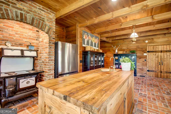 $1,400,000 | 3591 Highway 54, Hogansville, GA 30230