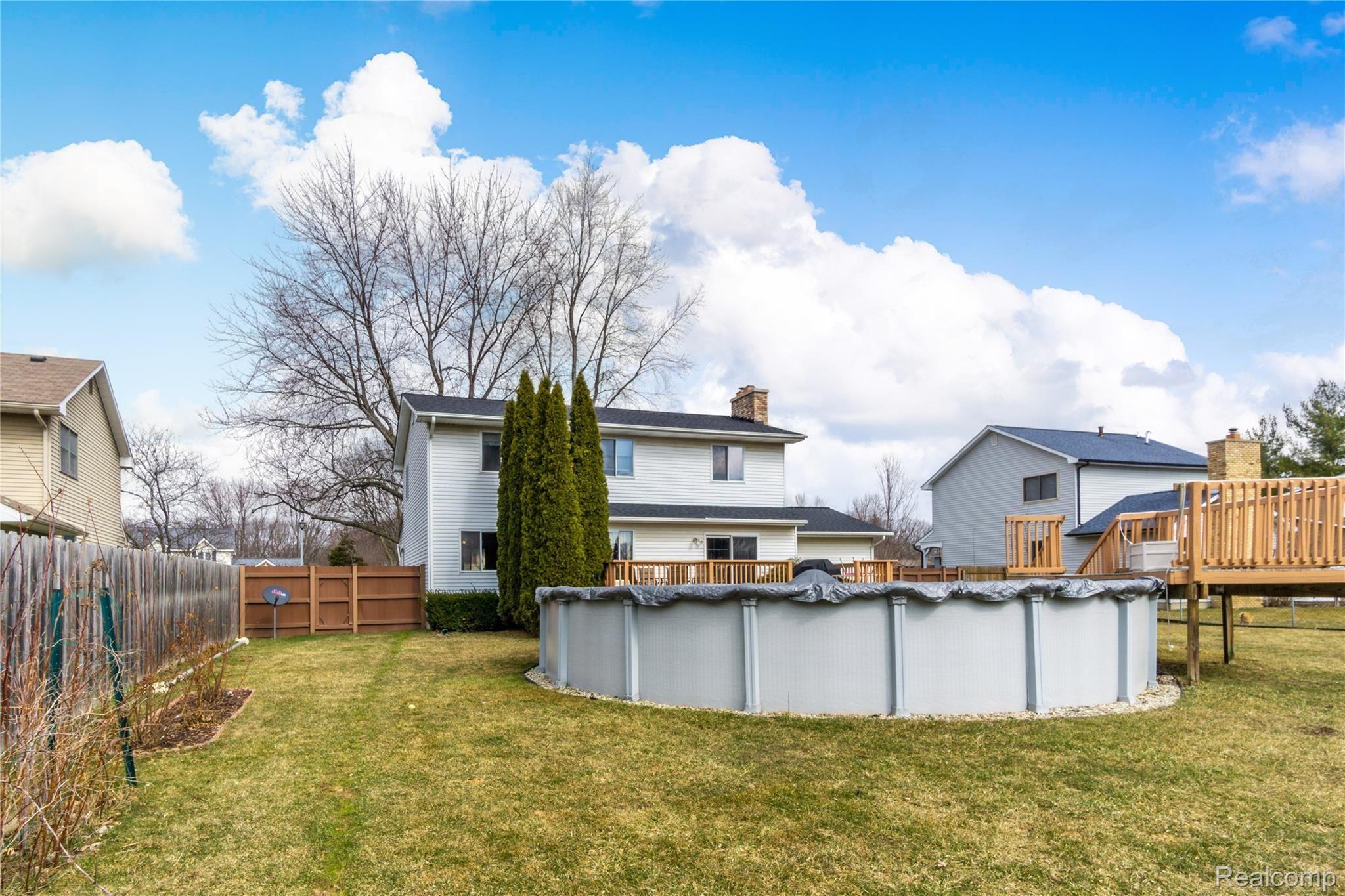 5243 Lethbridge Road Grand Blanc, MI 48439 - Photo 28 of 29 Exteriors (7 of 11).jpg