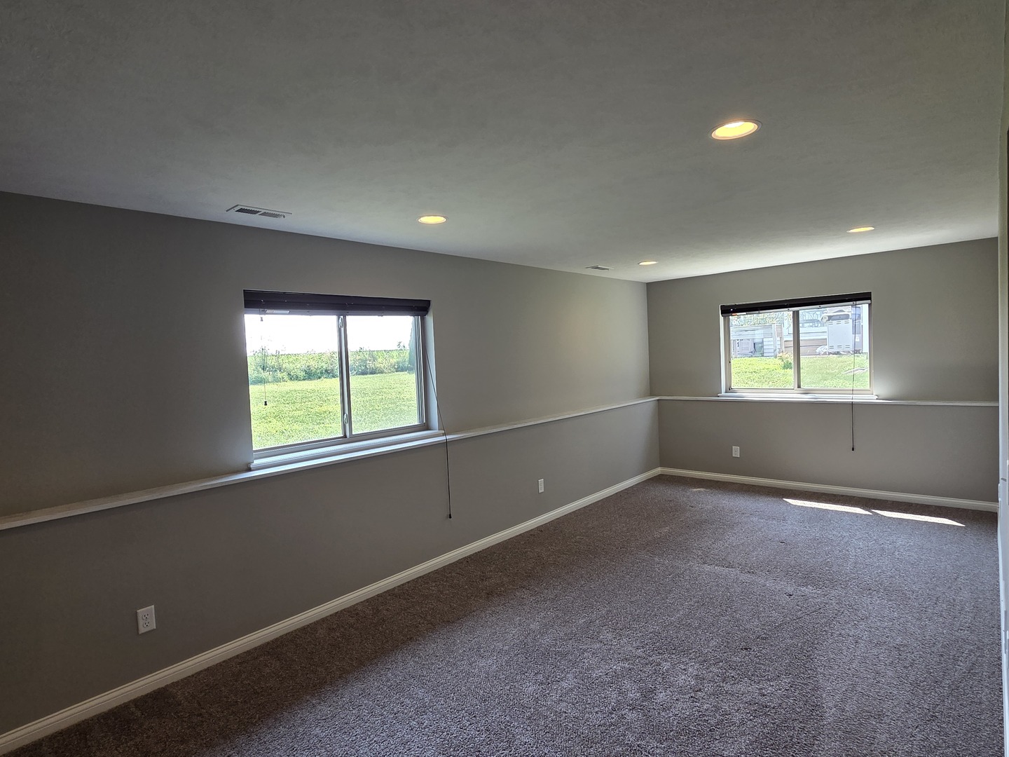 1036 Stags Leap Road Normal, IL 61761 - Photo 31 of 43 an empty room with a window