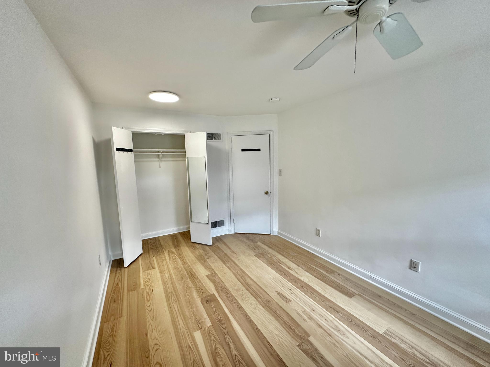 815 E Street Southeast, Unit 1 Washington, DC 20003 - Photo 16 of 30