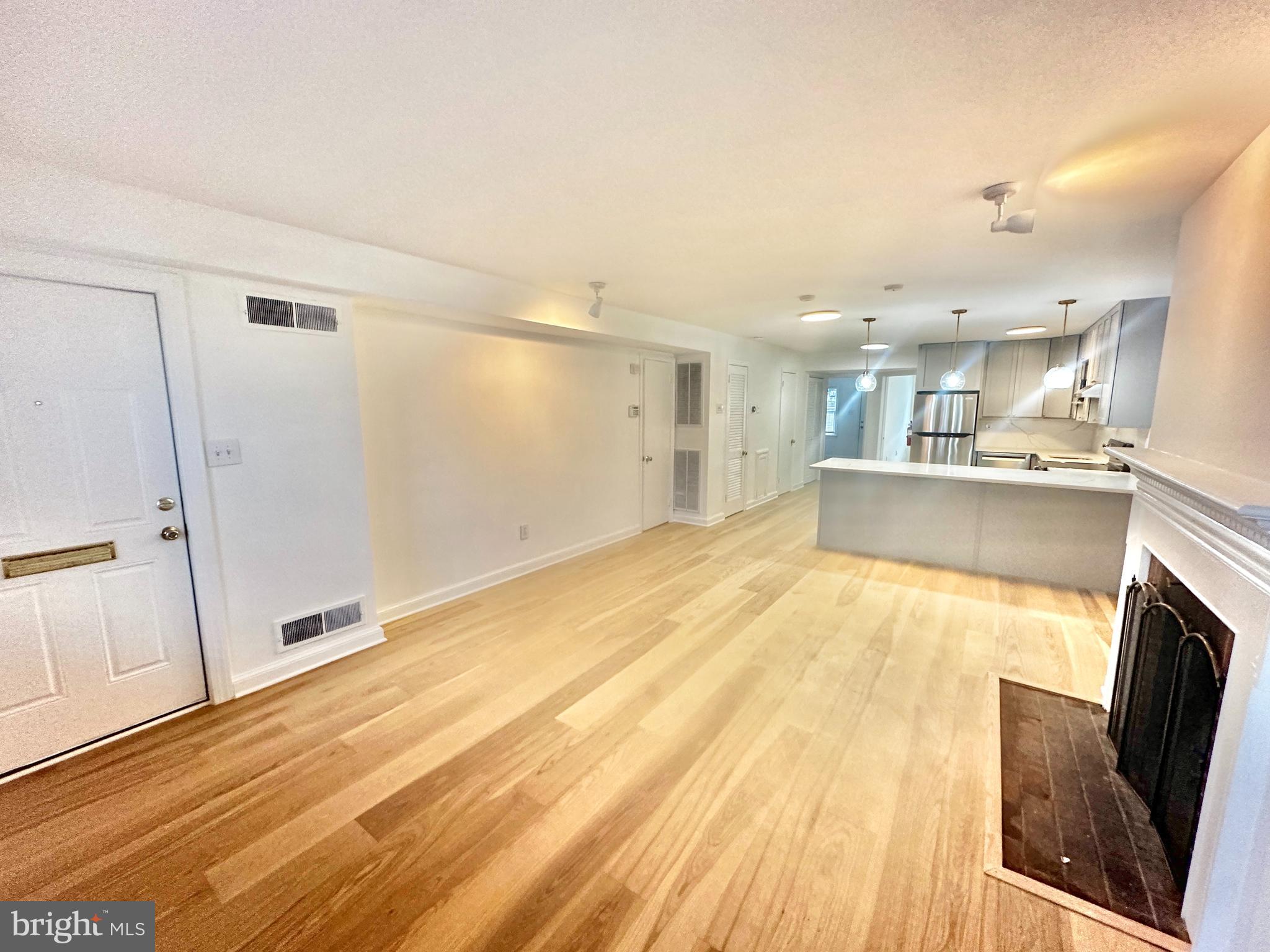815 E Street Southeast, Unit 1 Washington, DC 20003 - Photo 7 of 30