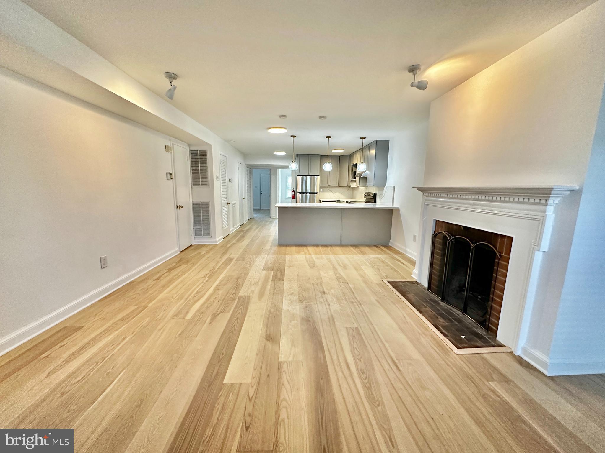 815 E Street Southeast, Unit 1 Washington, DC 20003 - Photo 8 of 30