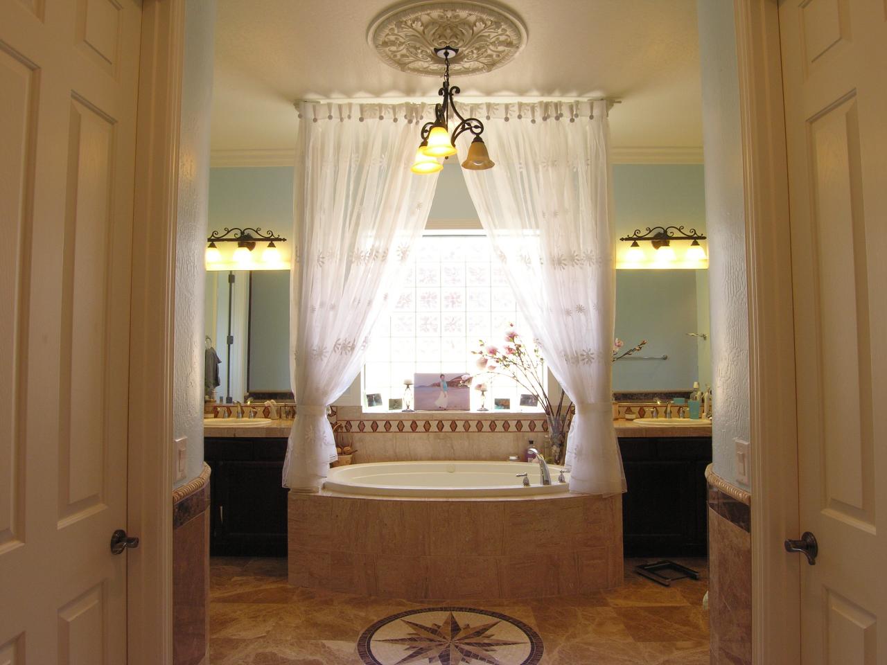 17920 West Narramore Road Goodyear, AZ 85338 - Photo 14 of 27 Master Bath