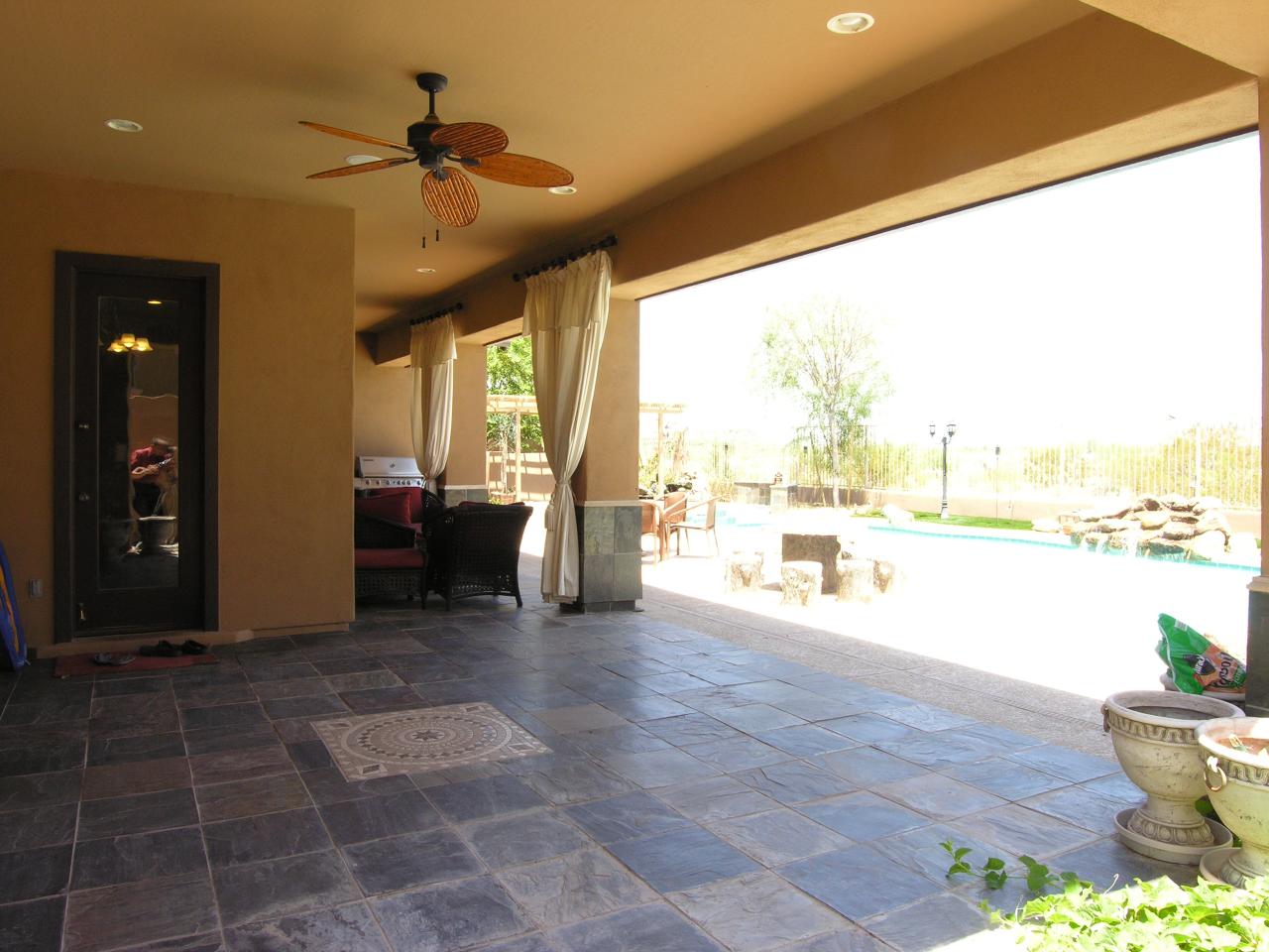 17920 West Narramore Road Goodyear, AZ 85338 - Photo 16 of 27 Patio