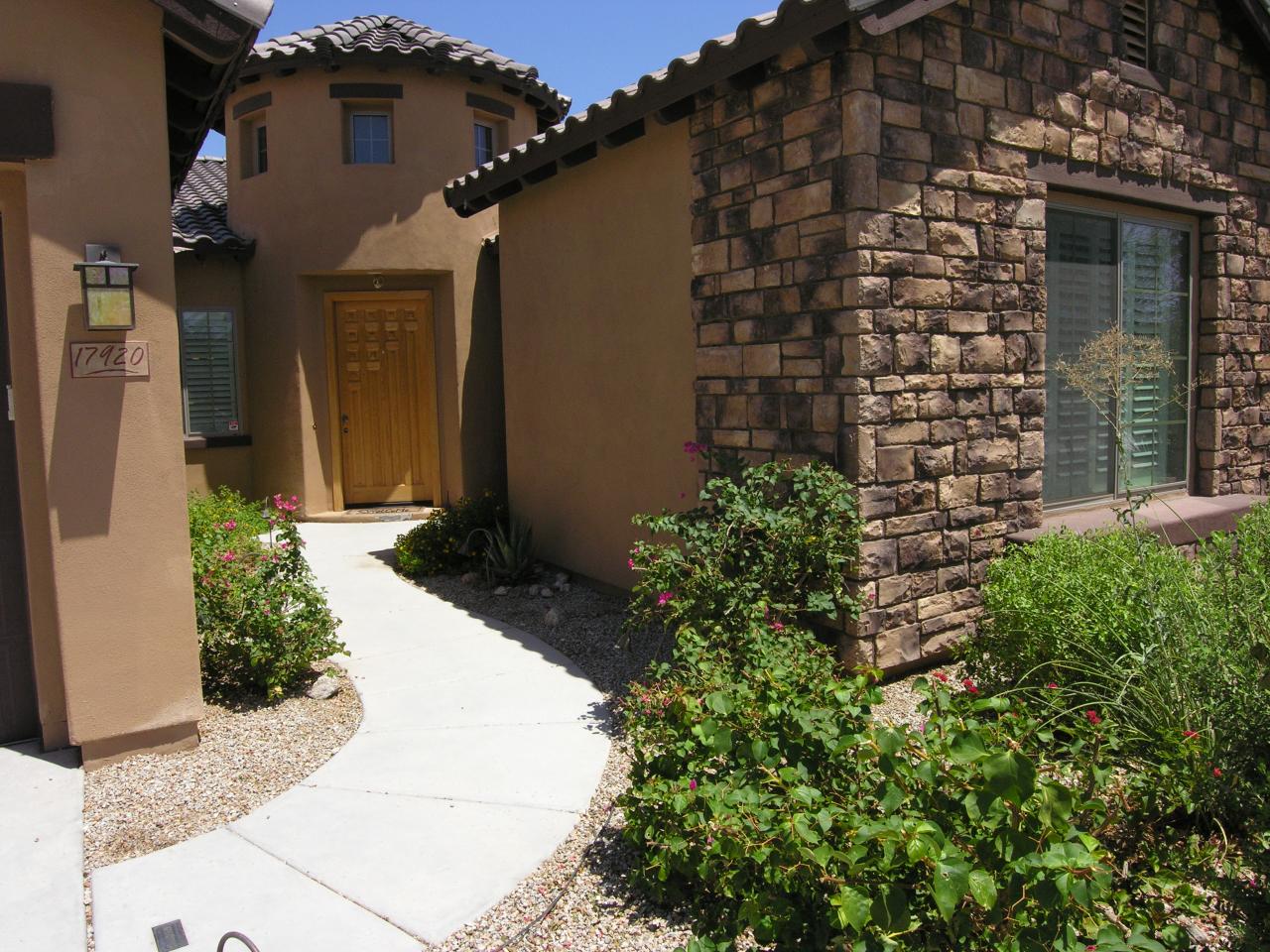 17920 West Narramore Road Goodyear, AZ 85338 - Photo 2 of 27 Entrance