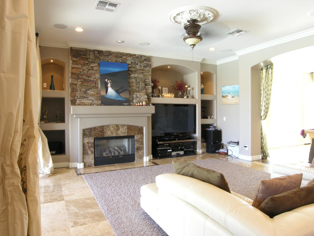 17920 West Narramore Road Goodyear, AZ 85338 - Photo 4 of 27 Family Room