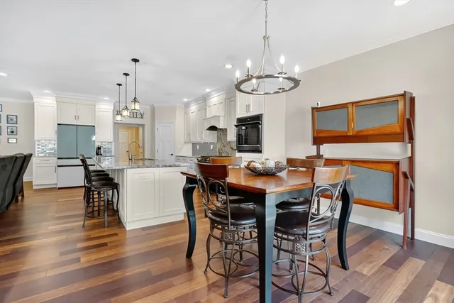 $1,100,000 | 3012 Thorndike Street, Bondsville, MA 01009