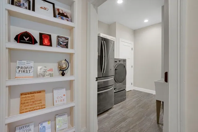 $1,100,000 | 3012 Thorndike Street, Bondsville, MA 01009