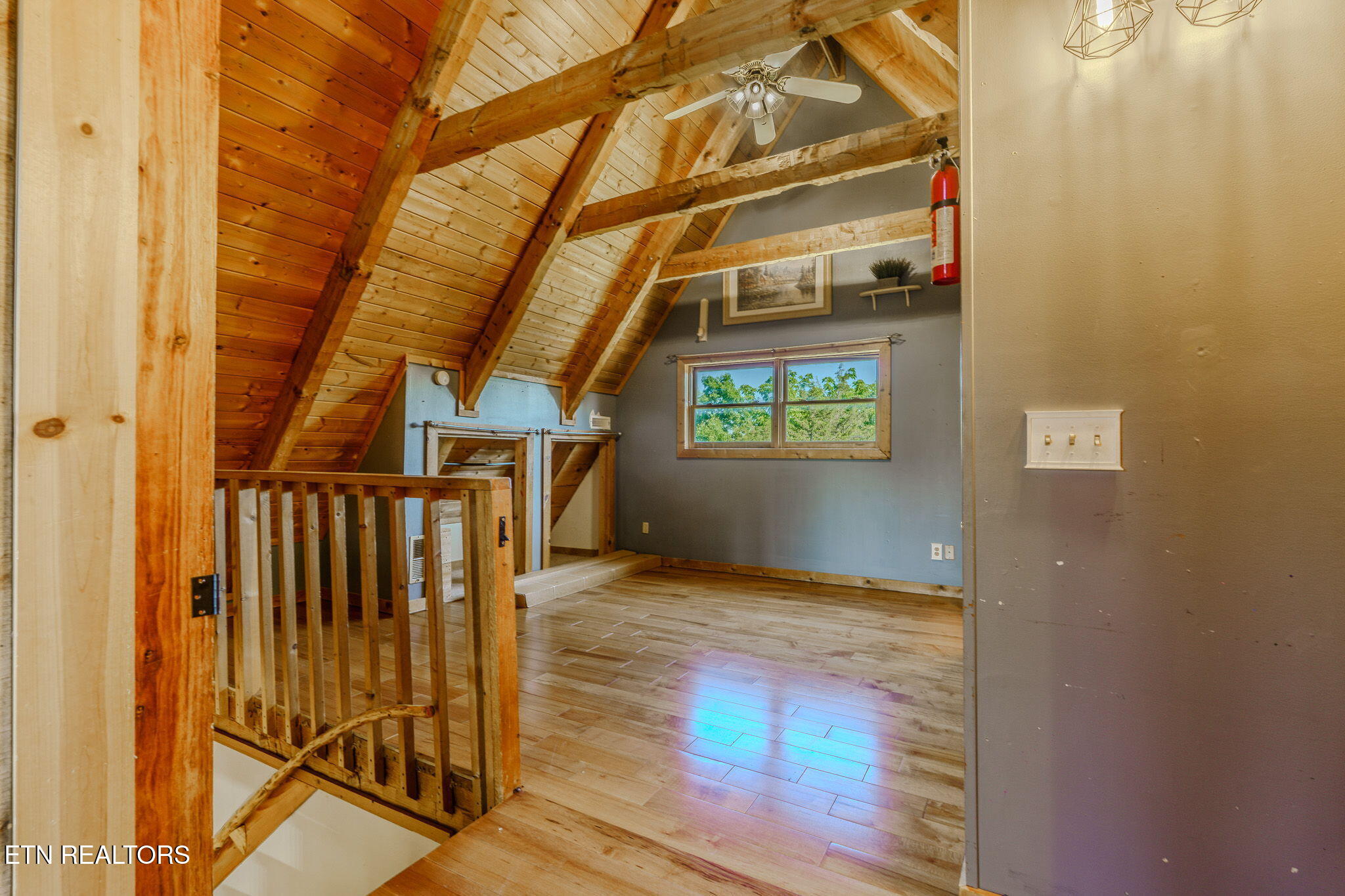 1582 Romary Road Dandridge, TN 37725 - Photo 15 of 46 15