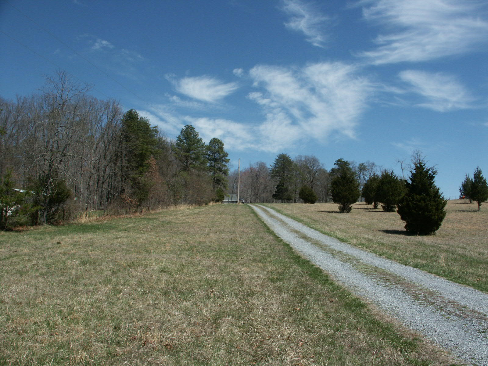 2608 Shepherds Store Road Bedford, VA 24523 - Photo 4 of 19 2014-04-06 01