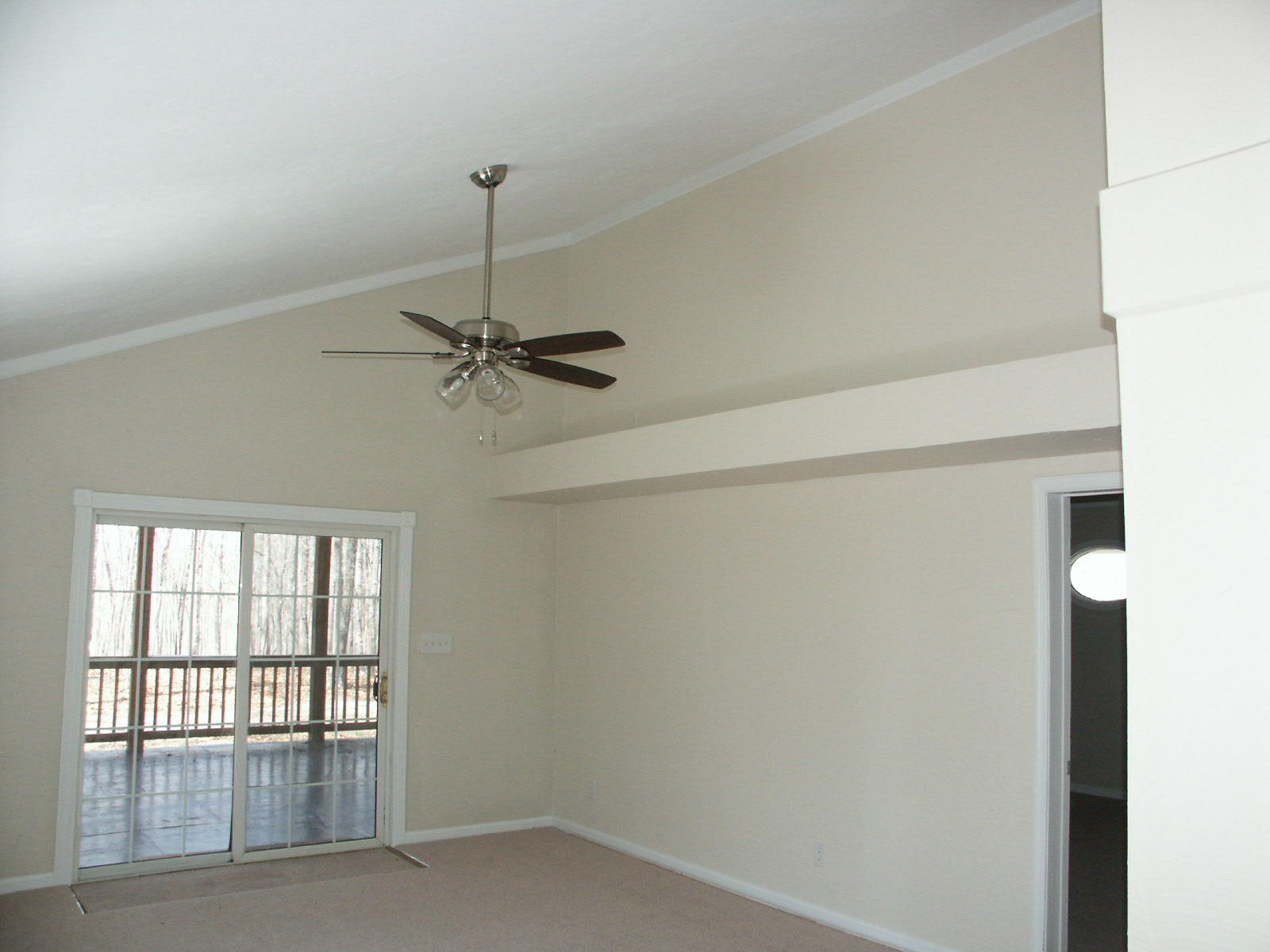 2608 Shepherds Store Road Bedford, VA 24523 - Photo 5 of 19 2014-04-06 01
