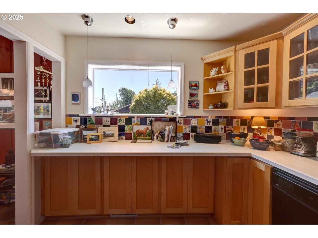 296 East Jackson Cannon Beach, OR 97110 - Photo 14 of 48