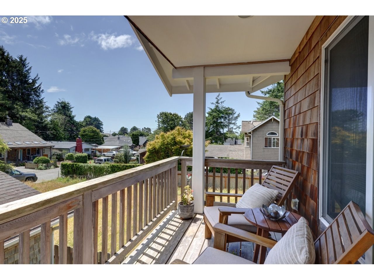 296 East Jackson Cannon Beach, OR 97110 - Photo 25 of 48