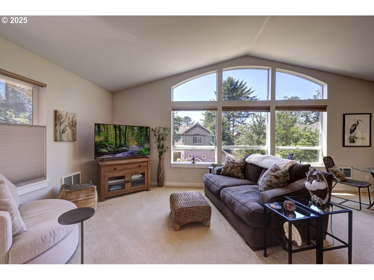 296 East Jackson Cannon Beach, OR 97110 - Photo 28 of 48