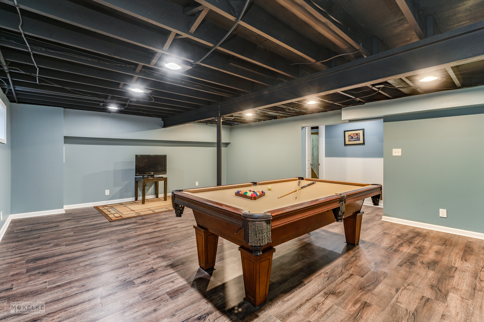 193 Jeffrey Lane Bolingbrook, IL 60440 - Photo 12 of 27 a room with musical instruments