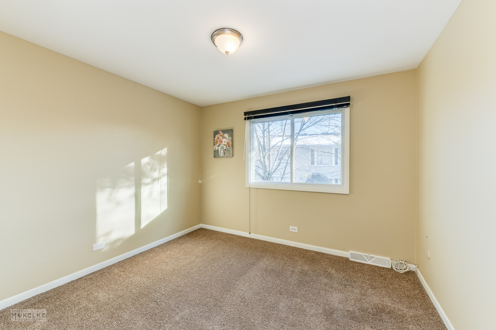 193 Jeffrey Lane Bolingbrook, IL 60440 - Photo 21 of 27 an empty room with windows