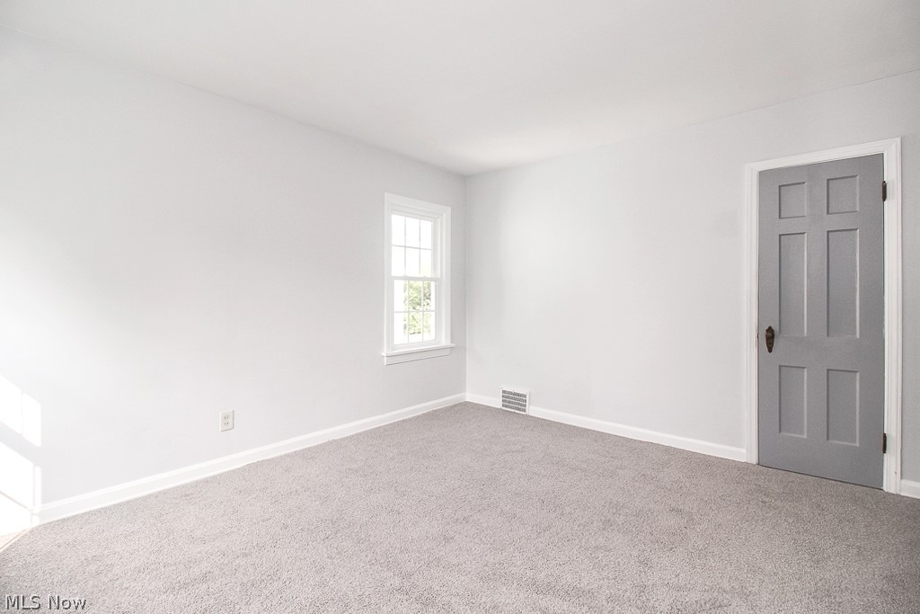 3521 St Albans Road Cleveland, OH 44121 - Photo 11 of 29 Gallery Image 11