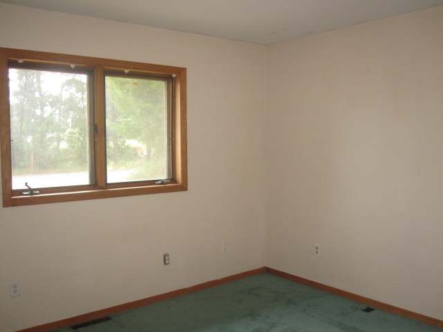 9764 Ray Place Minocqua, WI 54548 - Photo 3 of 7 Gallery Image 3