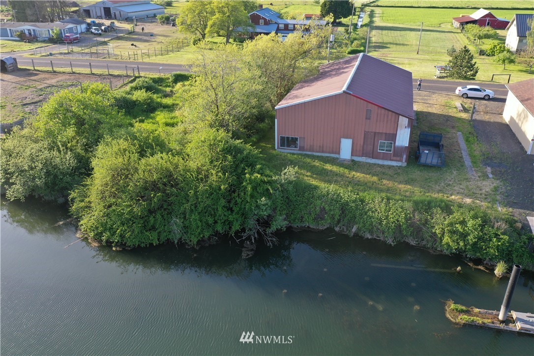 177 North Welcome Slough Road Cathlamet, WA 98612 - Photo 2 of 12 Gallery Image 2