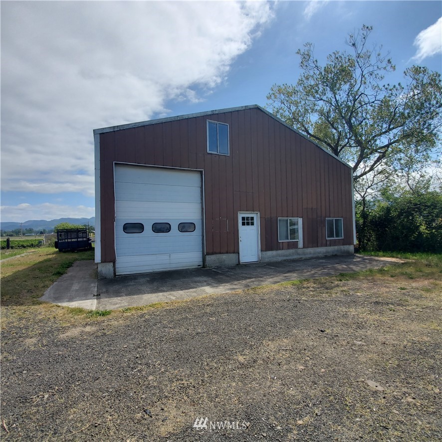 177 North Welcome Slough Road Cathlamet, WA 98612 - Photo 9 of 12 Gallery Image 9