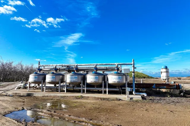 $6,709,000 | 3012 North Oakmore Road, Tulare, CA 93274