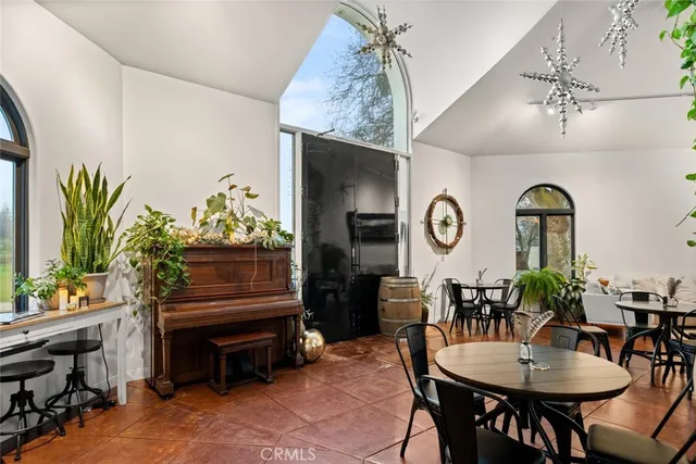 $1,800,000 | 6237 Cohasset Road, Chico, CA 95973