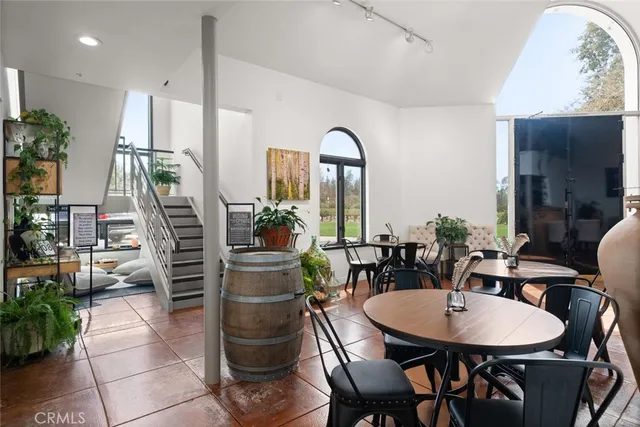 $1,800,000 | 6237 Cohasset Road, Chico, CA 95973