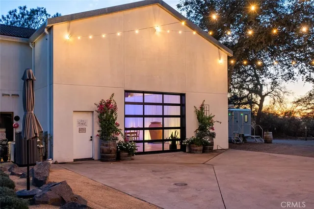 $1,800,000 | 6237 Cohasset Road, Chico, CA 95973