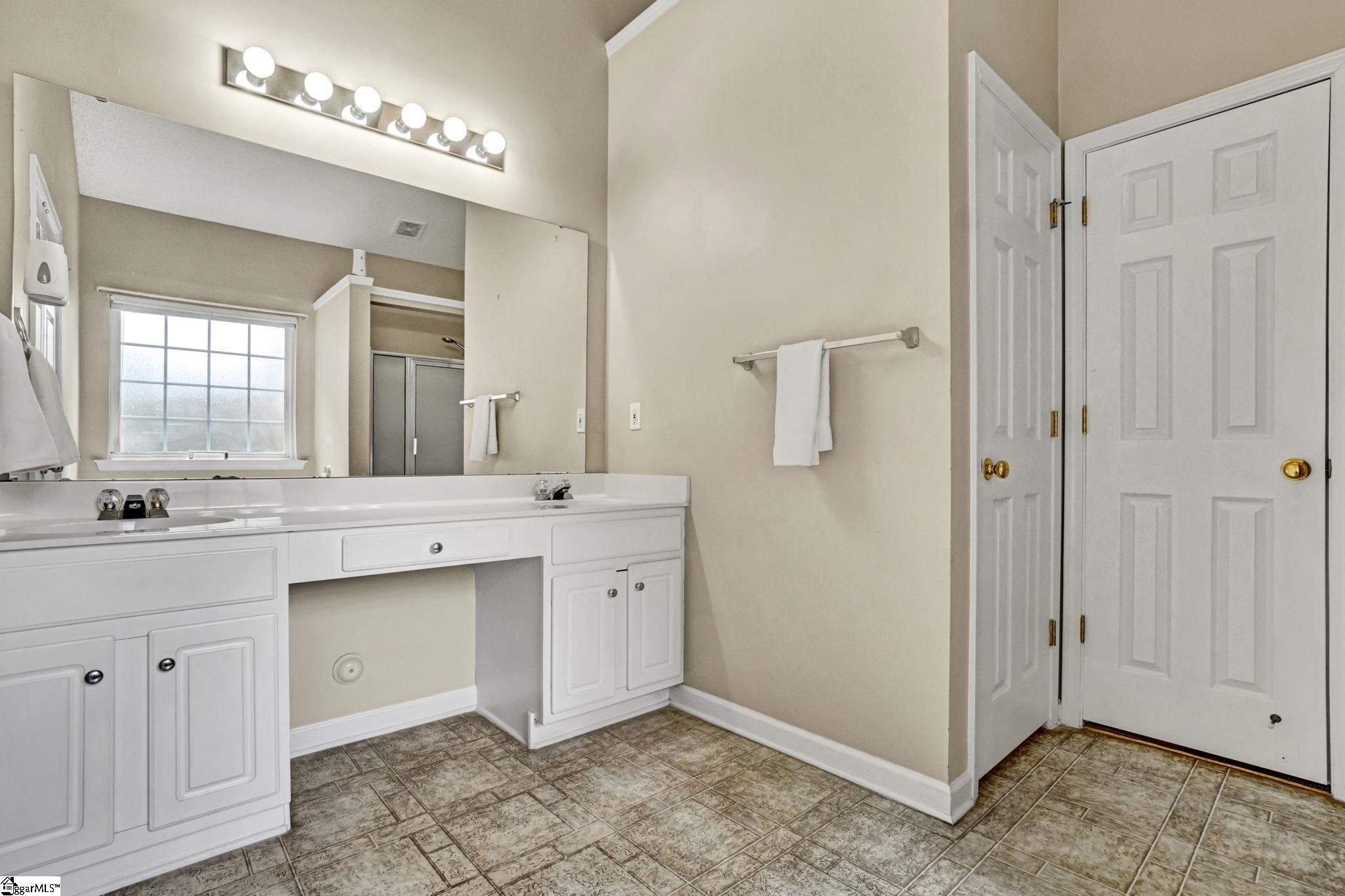 353 Edenberry Way Easley, SC 29642 - Photo 32 of 50
