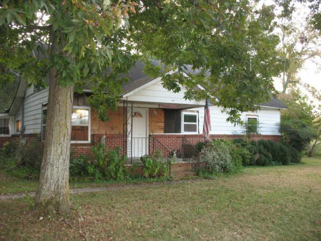 1085 Grady Williams Road Decherd, TN 37324 - Photo 1 of 4 Gallery Image 1