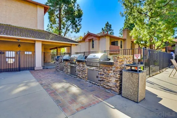 $465,000 | 12023 Alta Carmel Court, Unit 253, San Diego, CA 92128