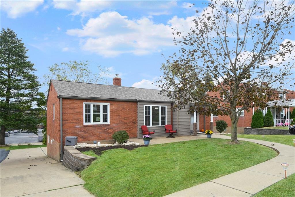 229 Orchard Spring Road Pittsburgh, PA 15220 - Photo 2 of 23 Gallery Image 2