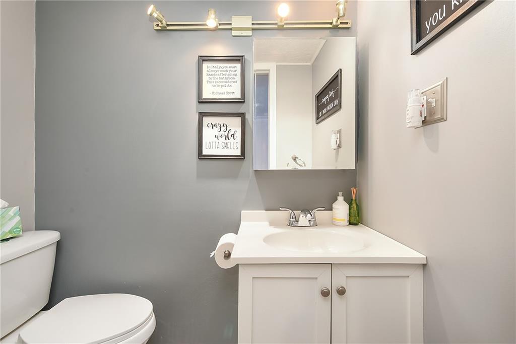 229 Orchard Spring Road Pittsburgh, PA 15220 - Photo 18 of 23 Gallery Image 18