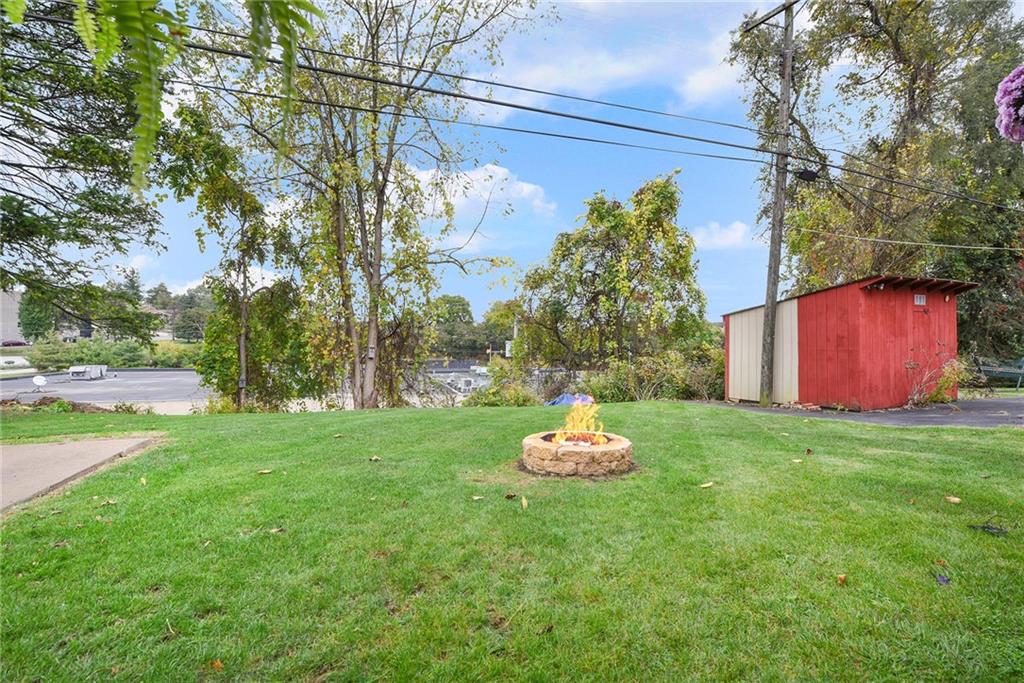 229 Orchard Spring Road Pittsburgh, PA 15220 - Photo 22 of 23 Gallery Image 22