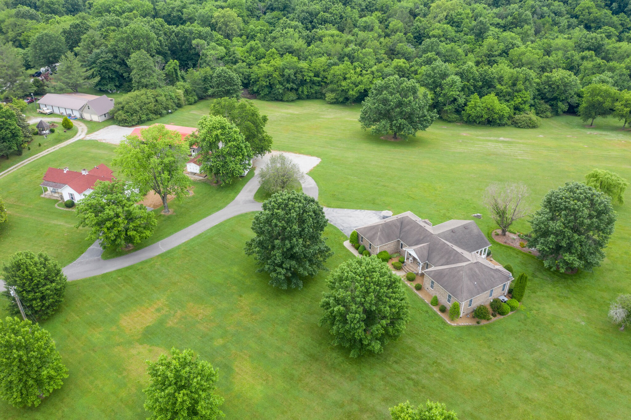 1555 Frye Road Columbia, TN 38401 - Photo 2 of 49 Gallery Image 2