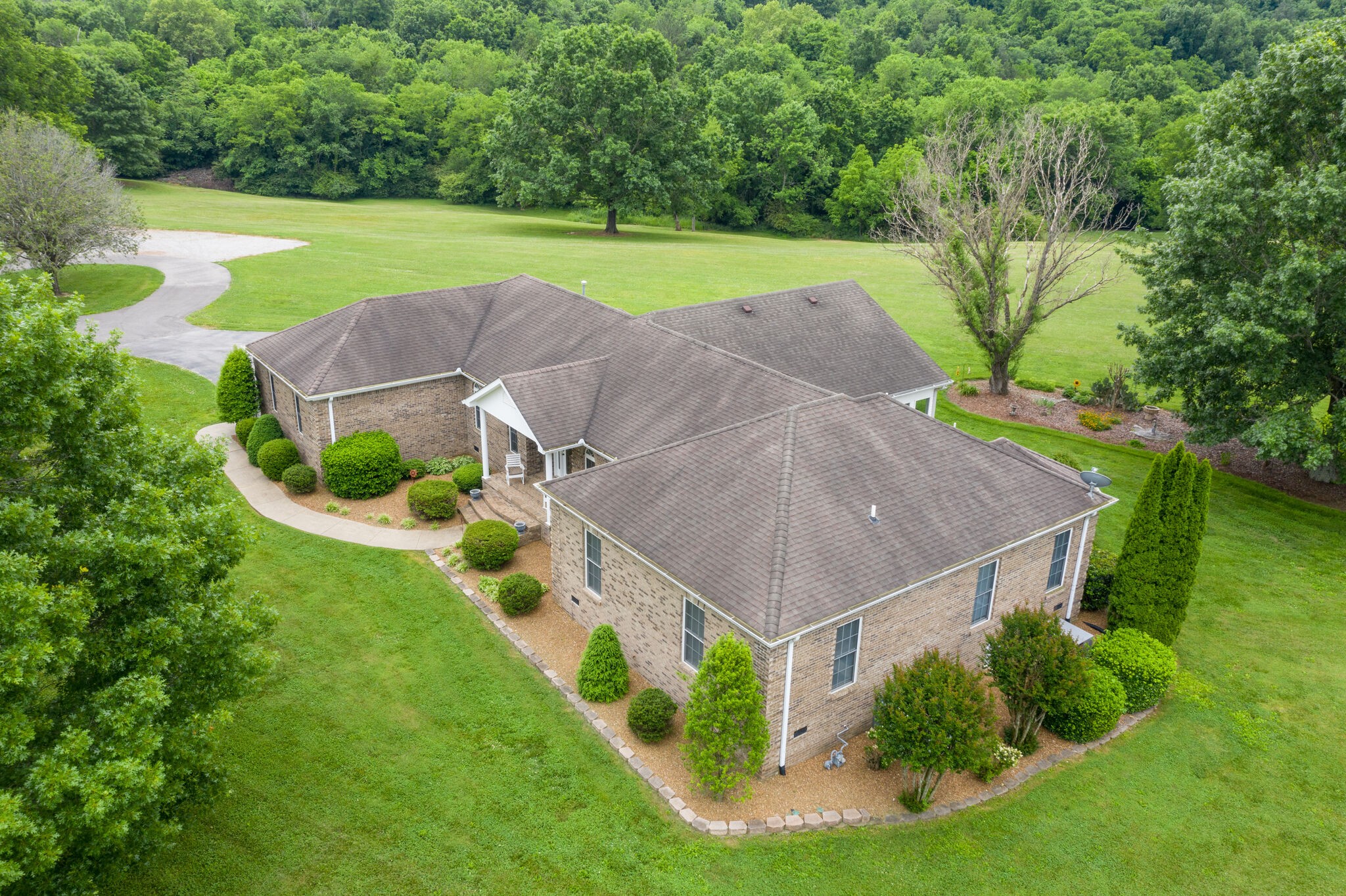 1555 Frye Road Columbia, TN 38401 - Photo 33 of 49 Gallery Image 33
