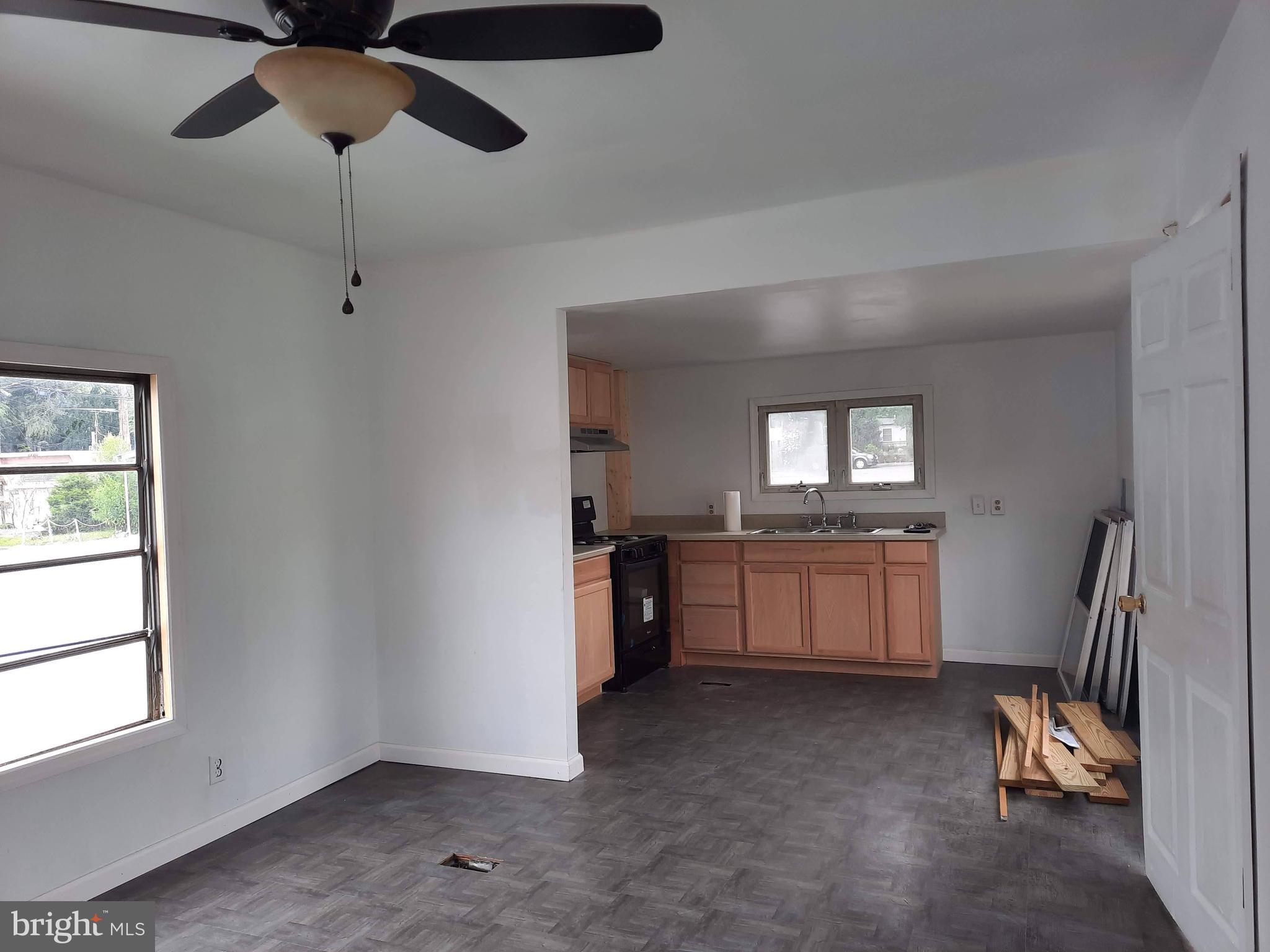1762 Crown Point Road, Unit 806A Thorofare, NJ 08086 - Photo 2 of 11