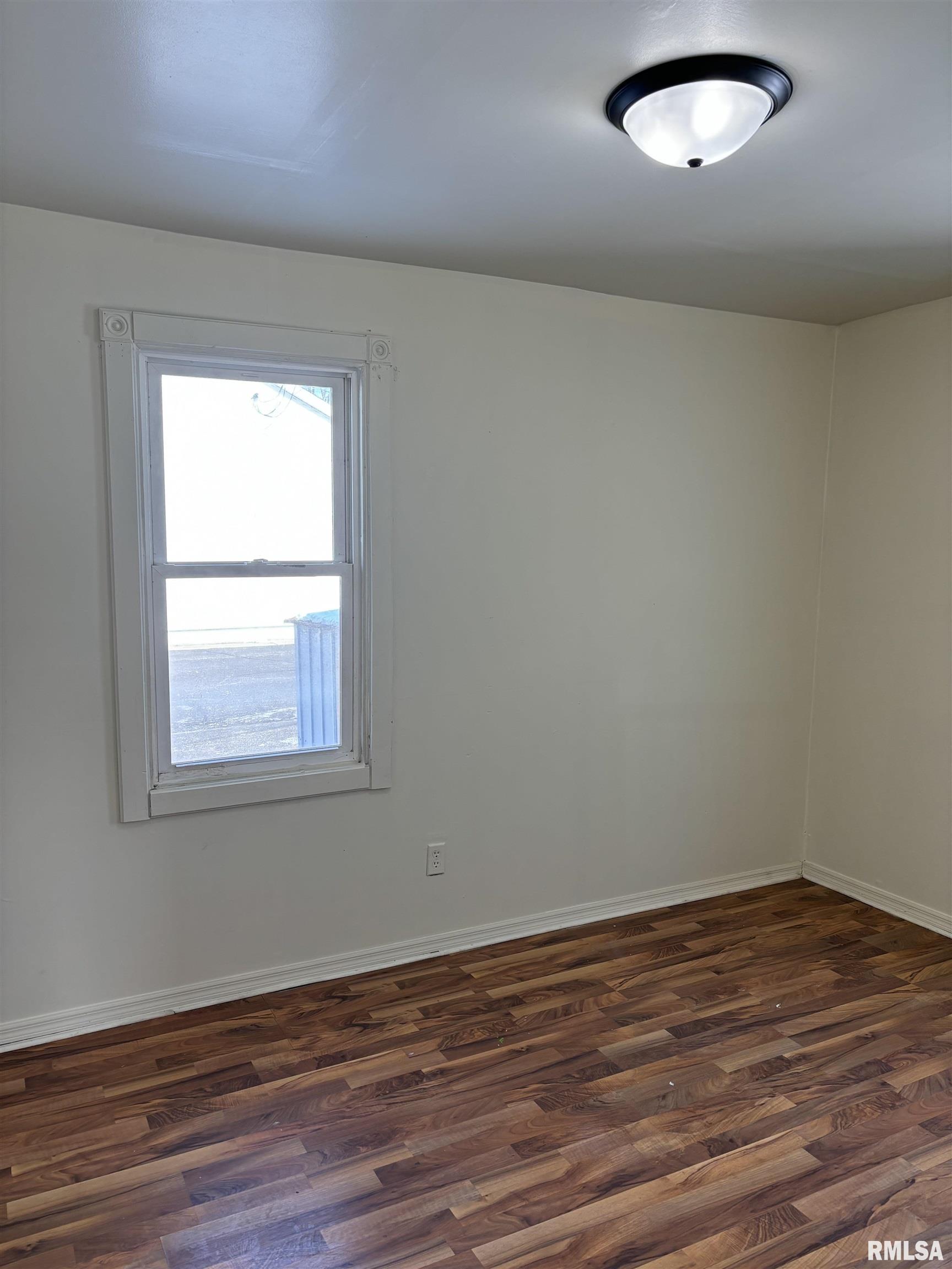 1110 North 16th Street Pekin, IL 61554 - Photo 6 of 13