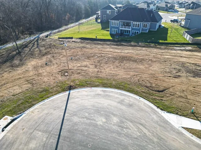 $100,000 | Lot 8 Stone Creek Avenue, Tonganoxie, KS 66086