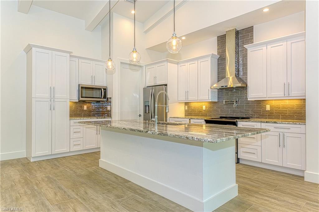 98 9th Street Southwest Naples, FL 34117 - Photo 8 of 27 Gallery Image 8