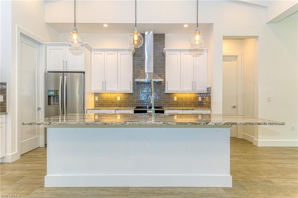 98 9th Street Southwest Naples, FL 34117 - Photo 9 of 27 Gallery Image 9