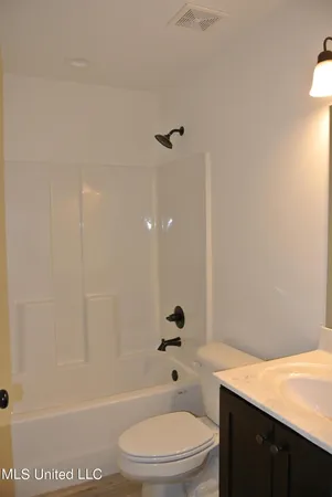 $2,200 | 8747 Clark Avenue, Southaven, MS 38672