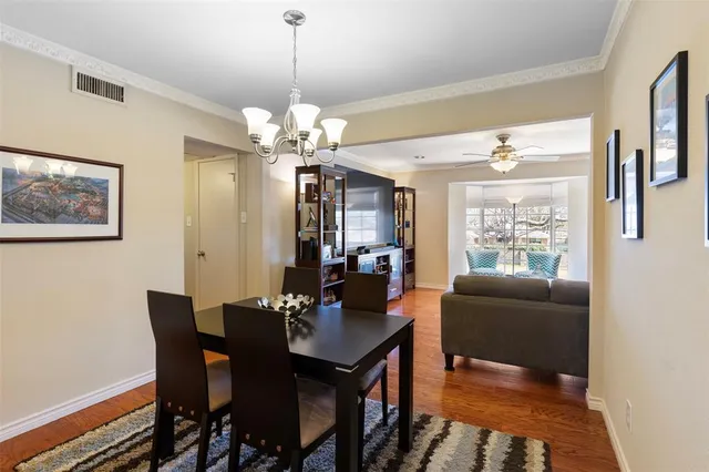 $1,975 | 4709 Skillman Street, Unit D, Dallas, TX 75206