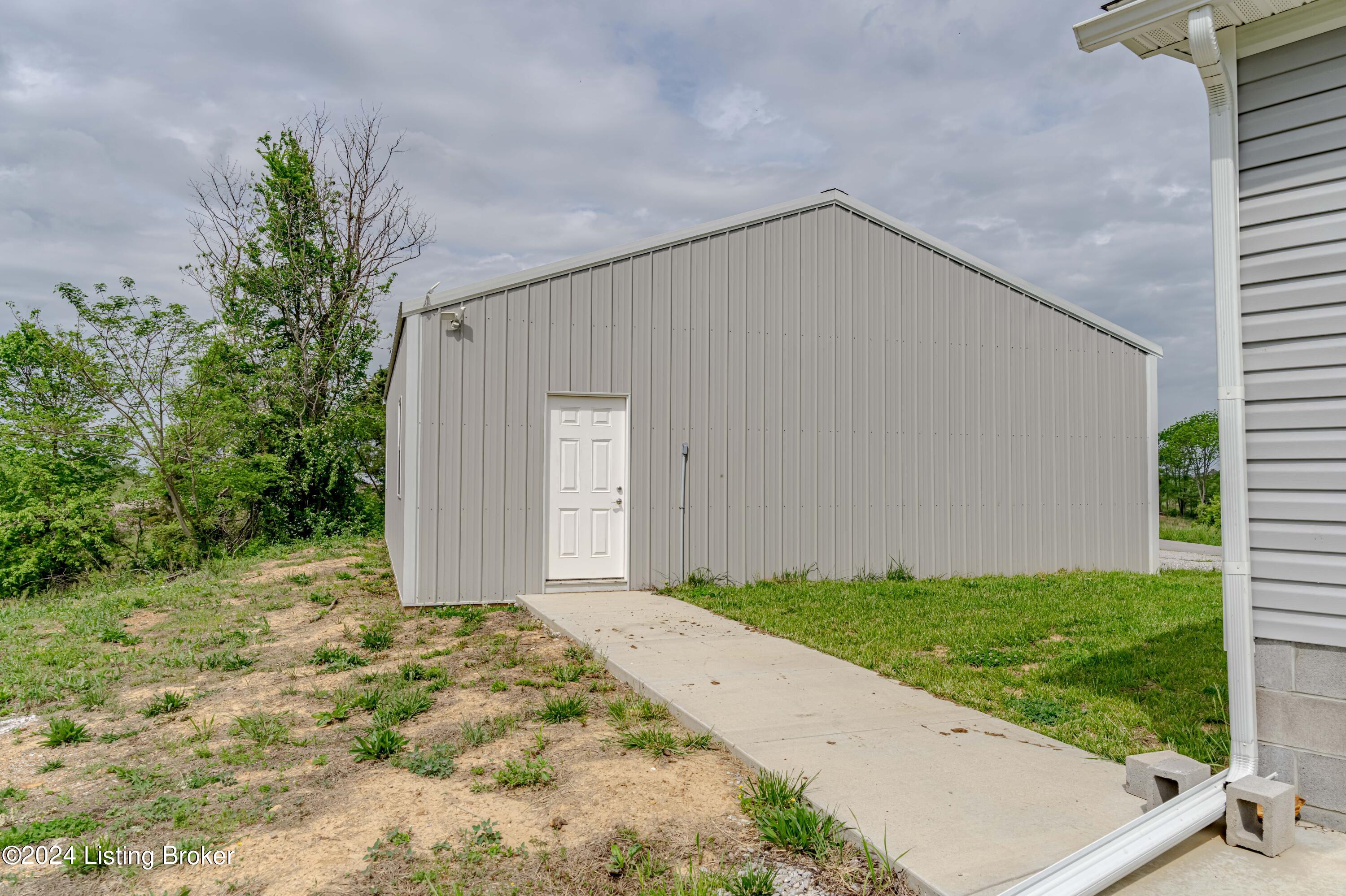 1295 Meredith Ridge Road Leitchfield, KY 42754 - Photo 32 of 65 DSC05548