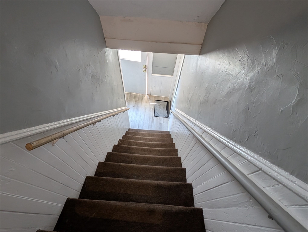 131 Thomas Street Fall River, MA 02723 - Photo 11 of 35