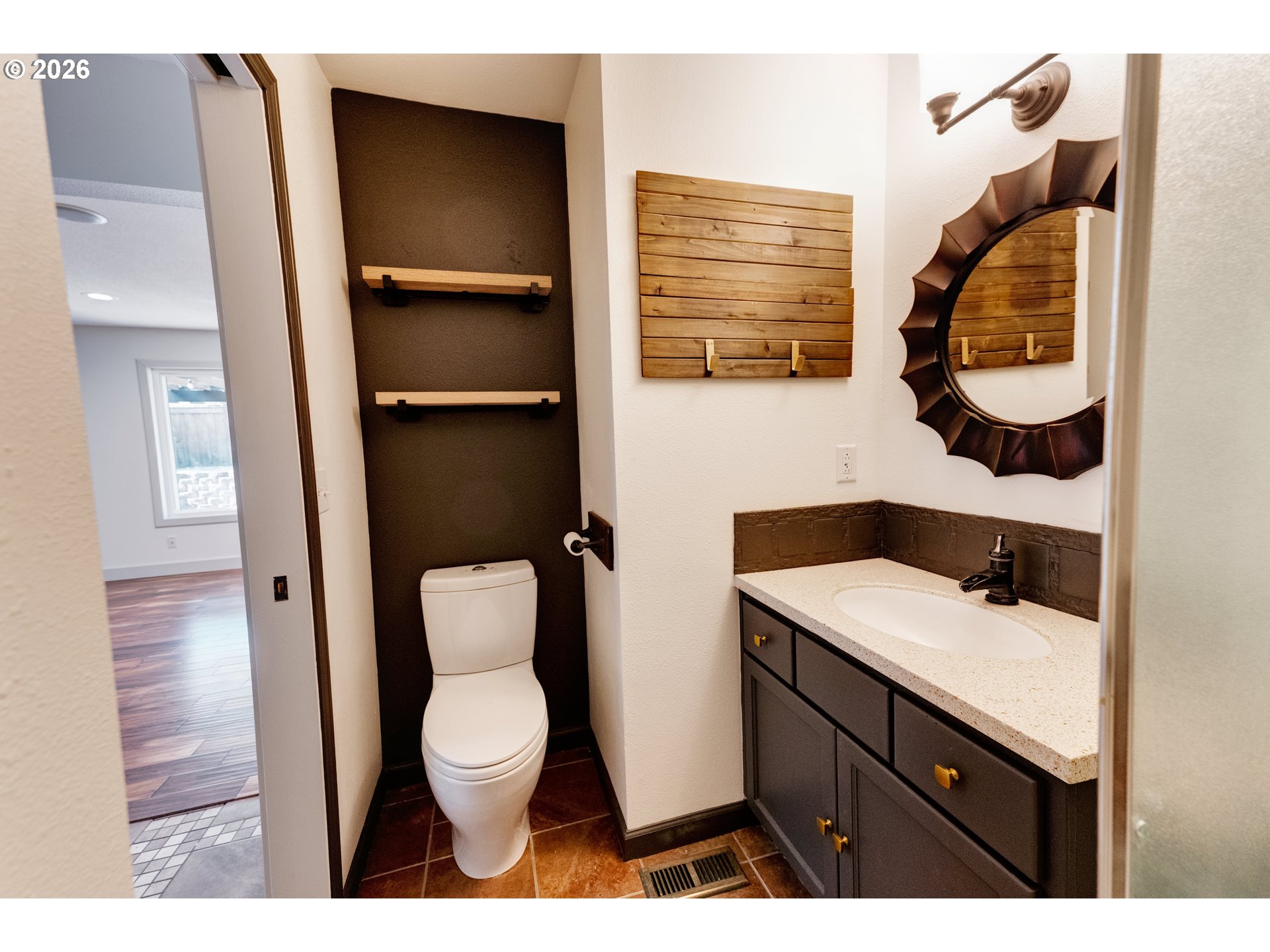 9765 Southwest Oaks Lane Portland, OR 97224 - Photo 20 of 48 Bathroom