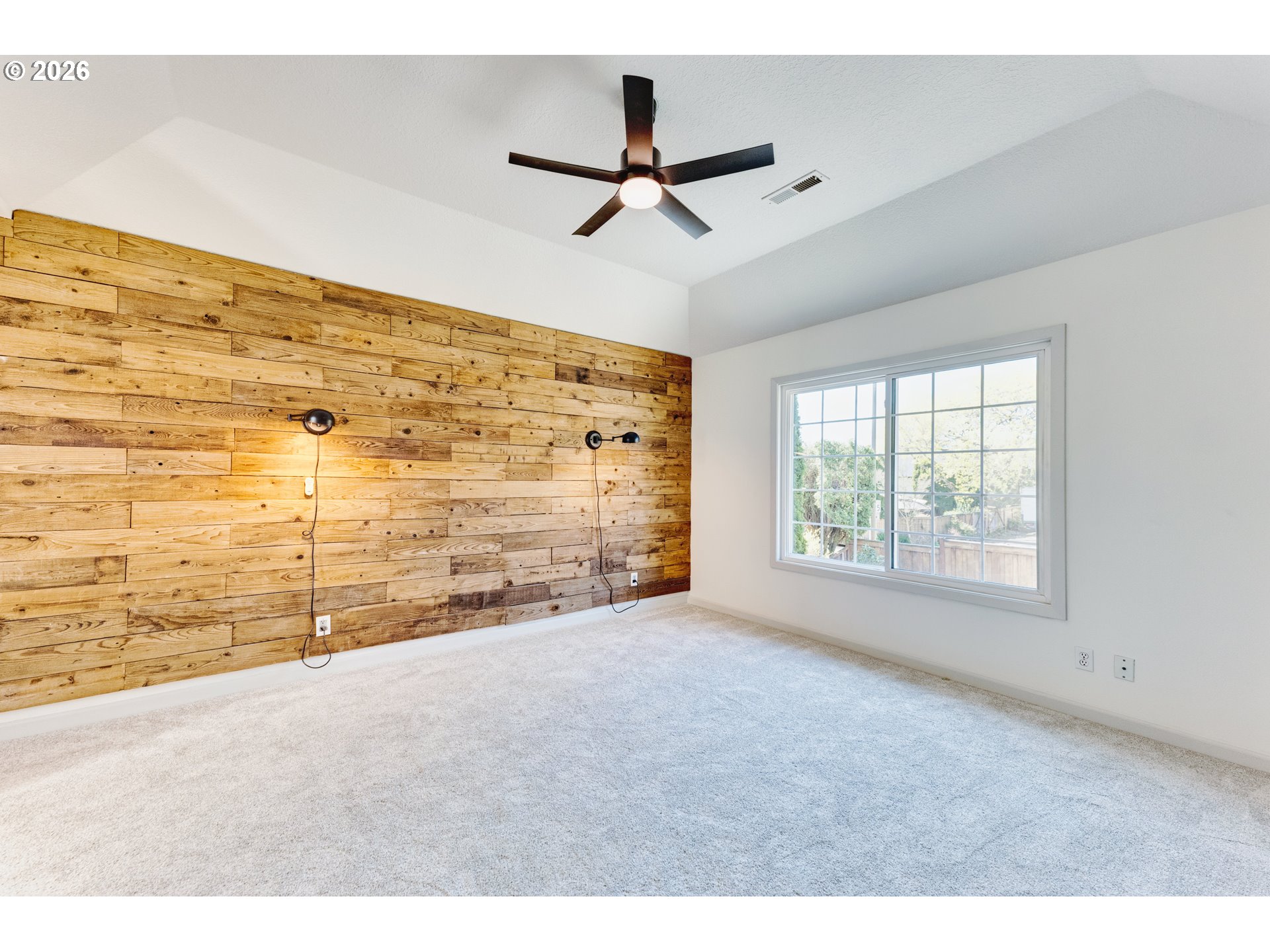 9765 Southwest Oaks Lane Portland, OR 97224 - Photo 23 of 48 Bedroom, Owner's Suite