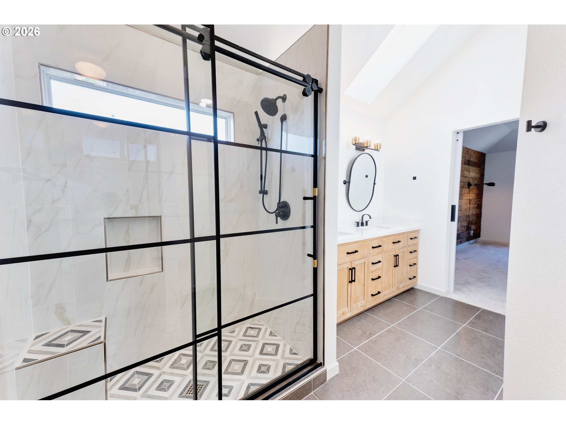 9765 Southwest Oaks Lane Portland, OR 97224 - Photo 27 of 48 Owner's Suite Bathroom